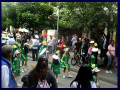 6A Avenida, Old Town 28 - parade